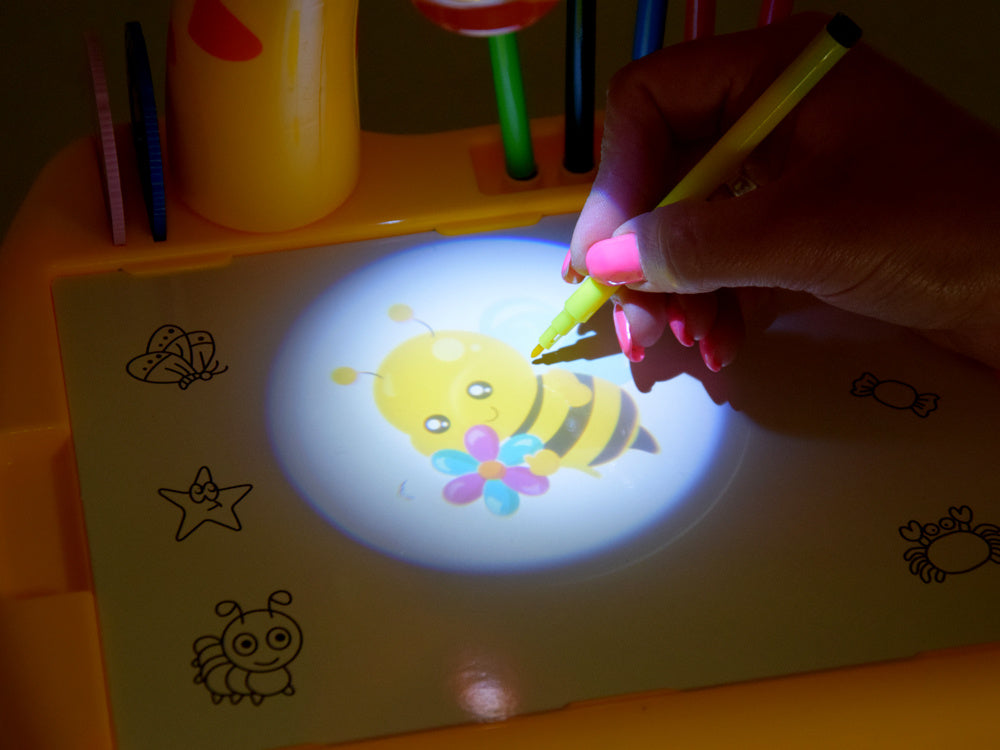 Zīmēšanas projektors bērniem  "Žirafe" +12 marķieri